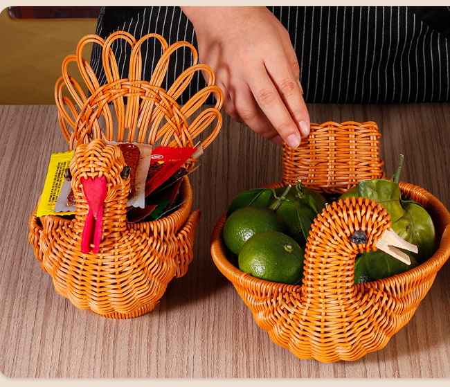 Rattan Woven Fruit Basket Cute Shape Fruit Bowls Tray Vegetable Snack Basket Novelty Animal Shaped Home Decors Organizer