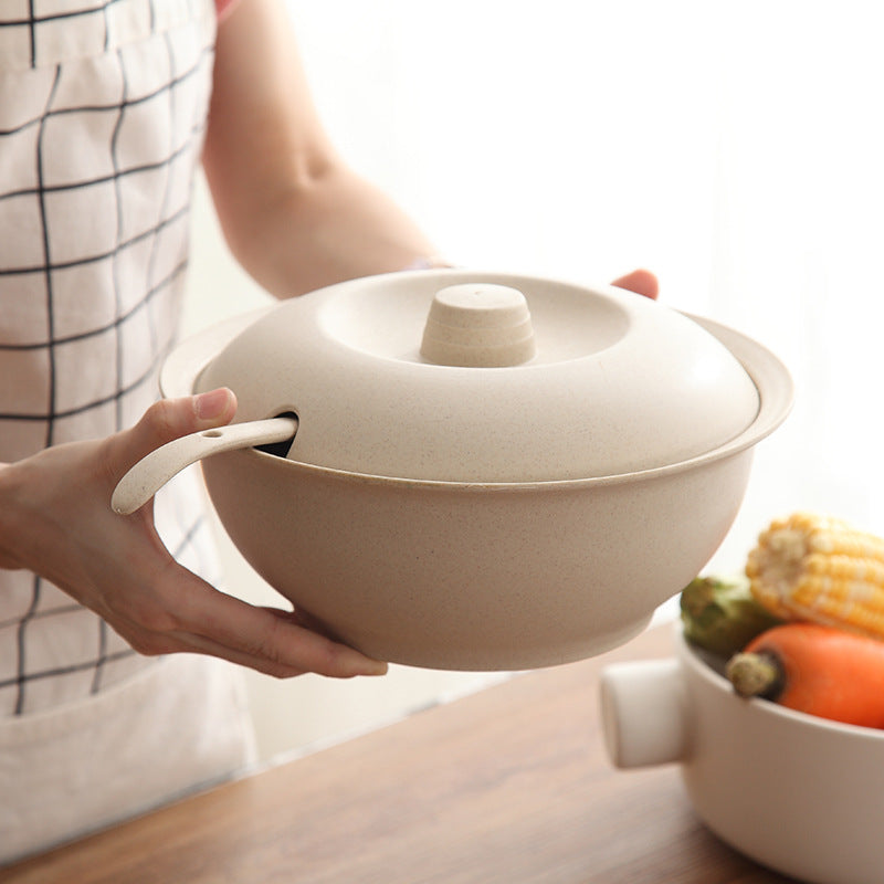 Large soup bowl with lid