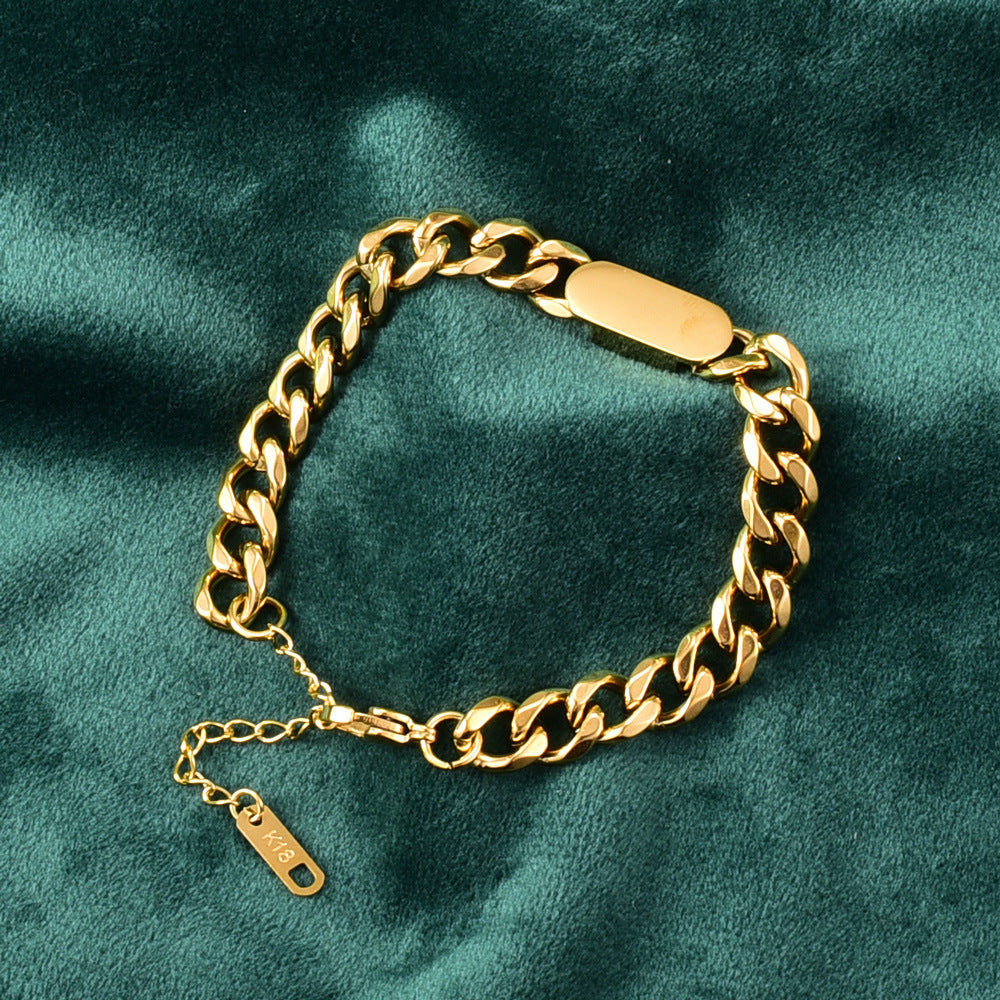 18K Gold Rectangular Chain Bracelet