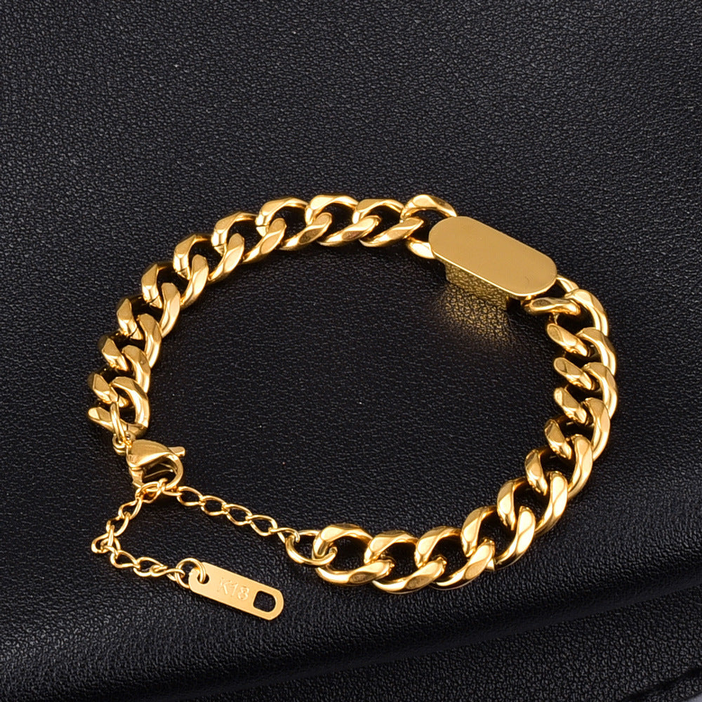 18K Gold Rectangular Chain Bracelet